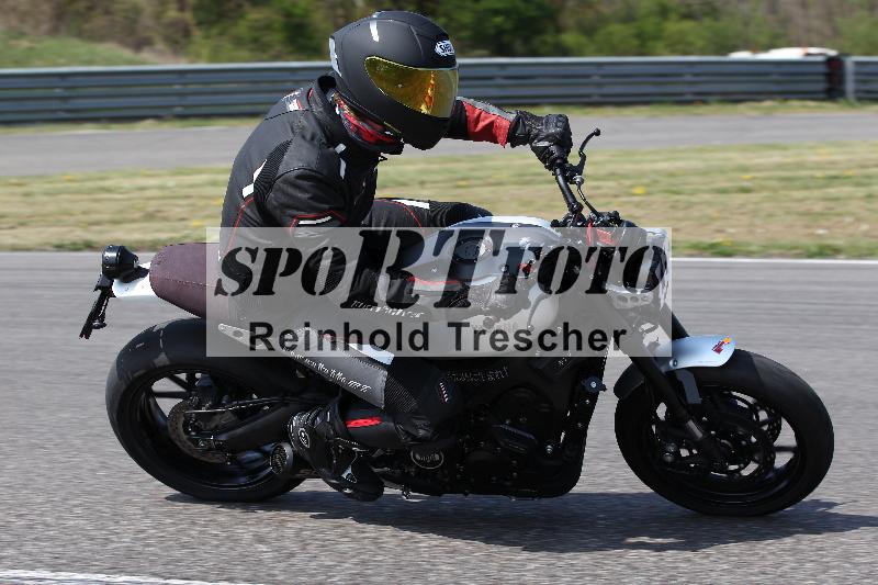 /Archiv-2022/12 22.04.2022 Discover the Bike ADR/Race 3/28